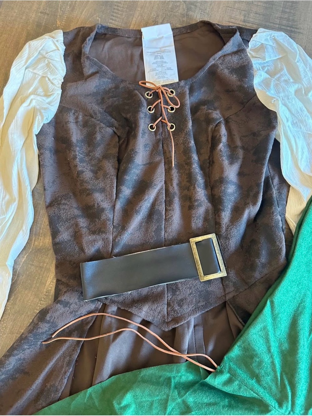 LEGENDARY ROBIN HOOD COSTUME - Picture 4 of 5